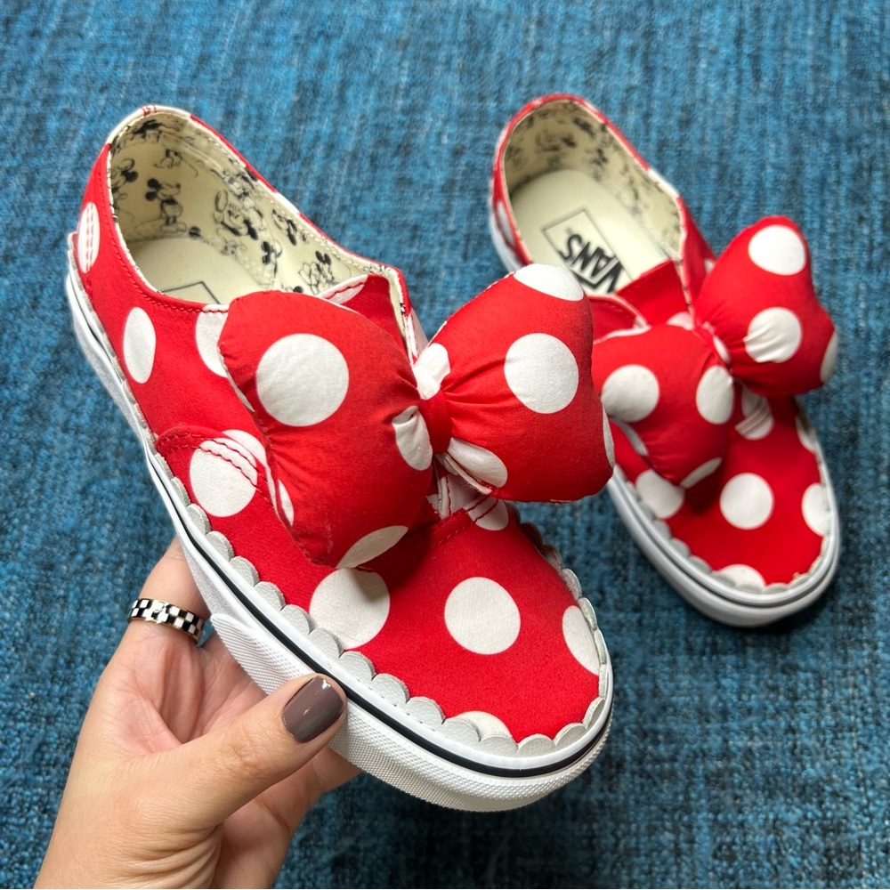 RARE Vans x Disney Minnie Mouse Authentic Gore Bow Sneakers Red White